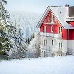 Tannenblick 1-3 *